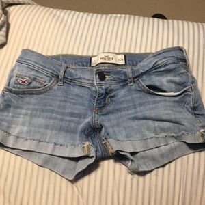 Hollister Jean shorts!